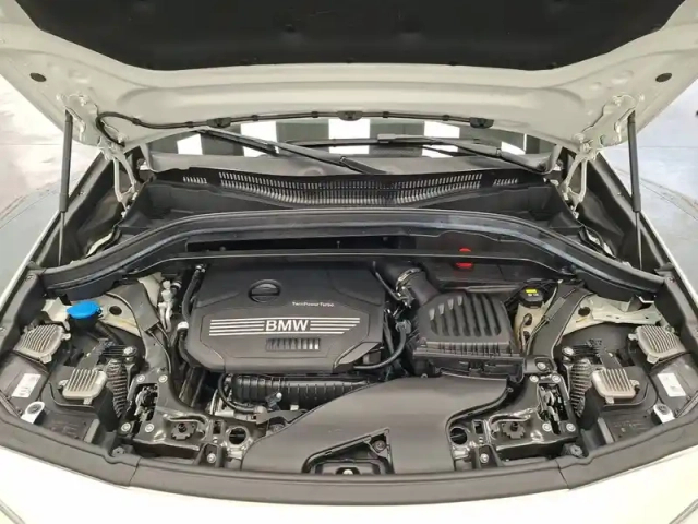 Bmw X2 sdrive 18i 140 ch dkg7 — photo 10