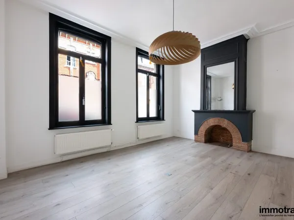 Maison 10 pièces 260 m²