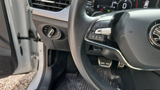 Skoda Kamiq 1.0 TSI 116 DSG7 - Scoutline – 2021 – 28192 km – Essence – Boîte Automatique — photo 5