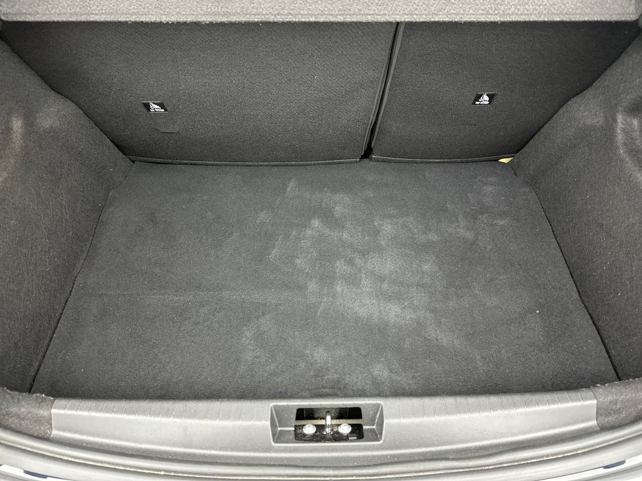 Peugeot 208 puretech 75 s&s bvm5 like — photo 6