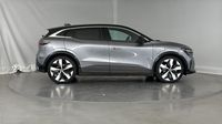 Renault Mégane E-Tech Electric EV40 130ch Equilibre standard charge — photo 4