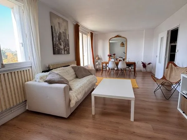 Appartement traversant dans quartier prisé de BORDEAUX CAUDERAN limite LE BOUSCAT