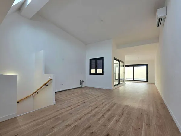 Duplex 4 pièces 190 m²