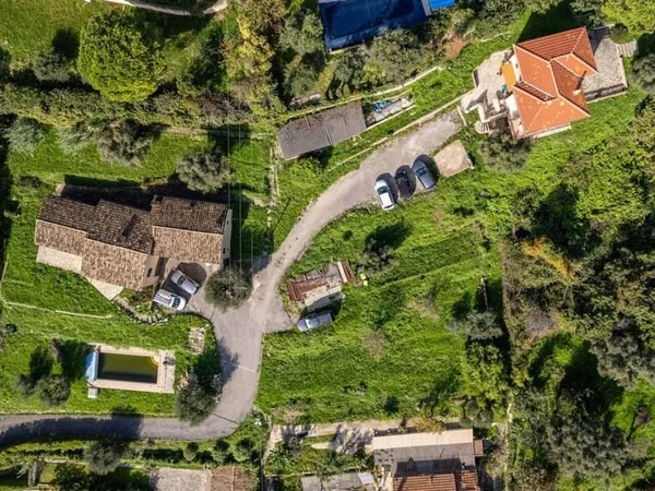 Villa 10 pièces 200 m²