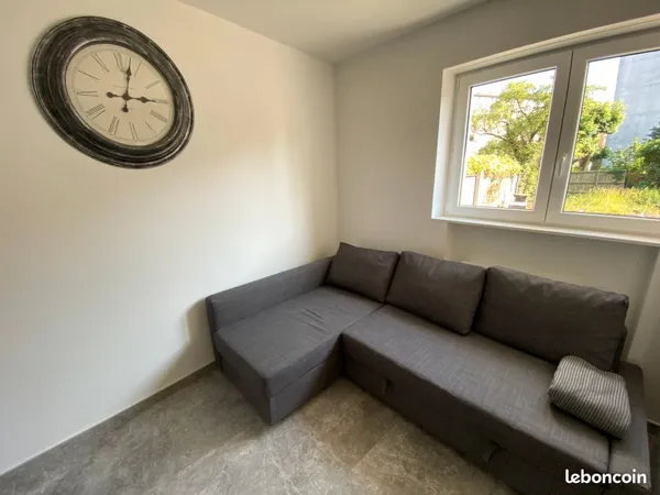Strasbourg Meinau dans maison bi-famille Appartement 3 pièces Meublé avec jardin