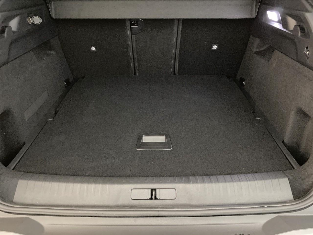Peugeot 3008 hybrid 145 e-dcs6 gt — photo 6