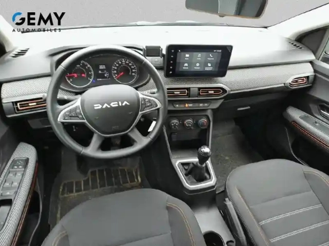 Dacia Sandero tce 110 — photo 8