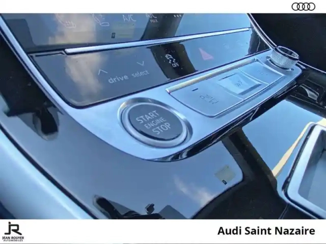 Audi Q8 55 tfsi e 381 tiptronic 8 quattro — photo 24