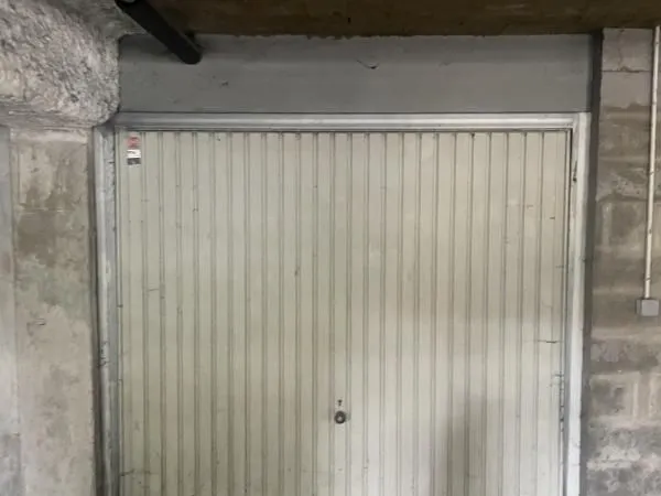 Garage/box 14 m² Moulins Les Metz