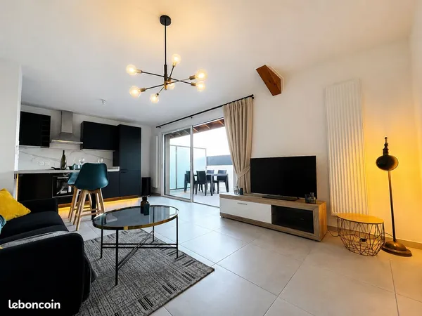 Appartement . 2 pièces . 45m2 . Etage 2/2