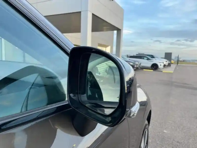 Volvo Xc60 t6 hybride rechargeable 253 + 145ch ultra style dark geartronic 8 awd — photo 15