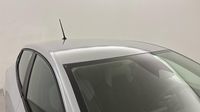Renault Clio 1.5 dCi 100ch Evolution - 25 — photo 22