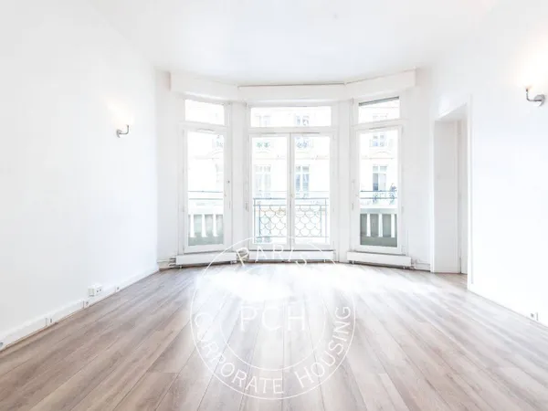 Local professionnel 44 m²