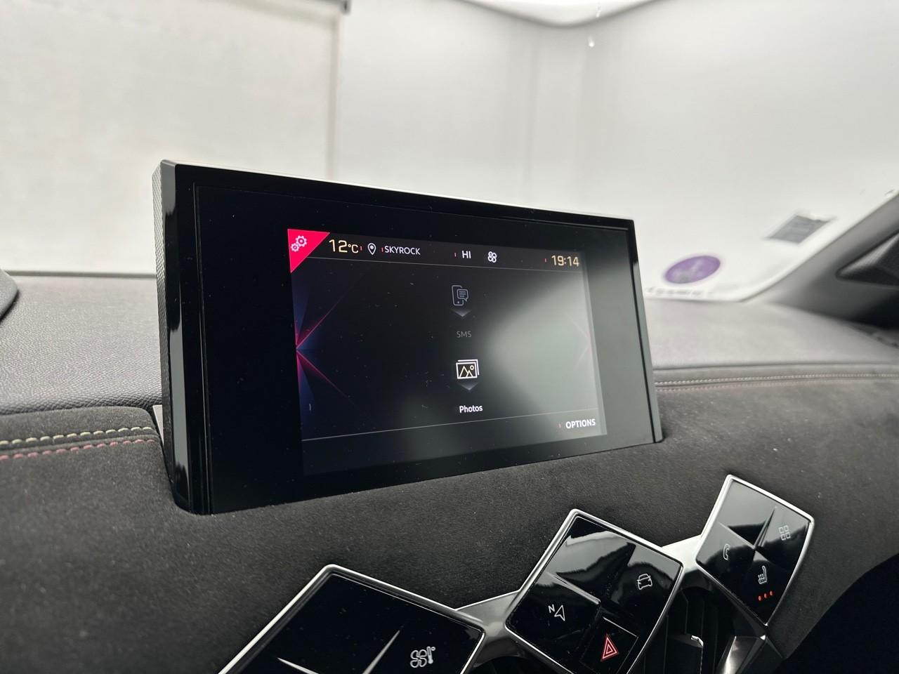 Ds Ds 3 crossback puretech 130 eat8 performance line — photo 25