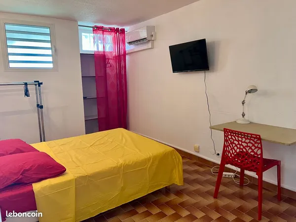 Chambre colocation féminine