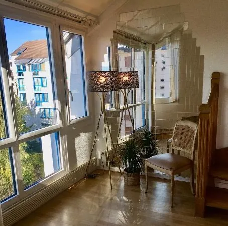 Duplex proche gare Viotte dans une résidence calme