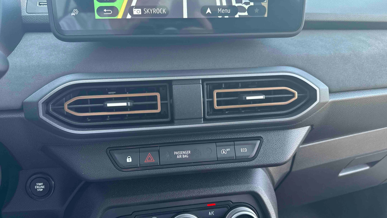 Dacia Sandero TCe 90 GSR2 — photo 19