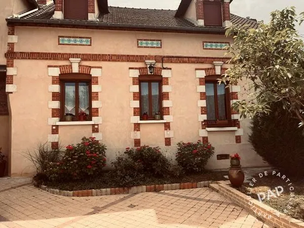 Maison 7 pièces 220 m²