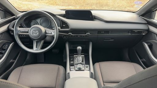 Mazda 3 2.0 SkyActiv-G 122 Mild Hybrid BVA6 - Style – 2020 – 64812 km – Hybride essence – Boîte Automatique — photo 41