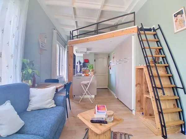 Studio 1 pièce 24 m²