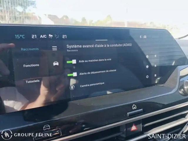 Citroën C4 1.2 hybride 145ch max e-dcs6 — photo 15