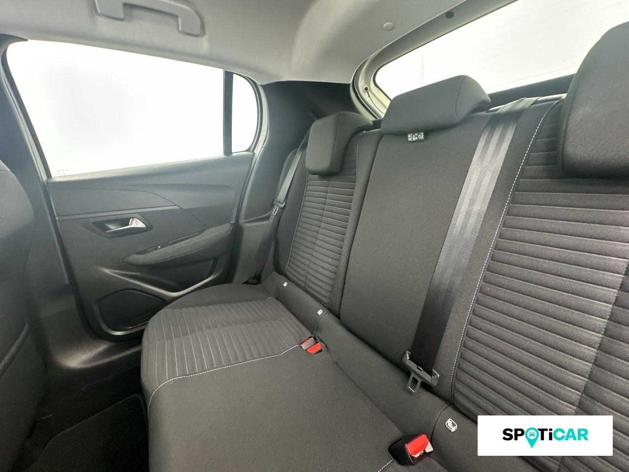 Peugeot 208 1.2 puretech 100ch s&s style — photo 10
