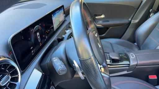 Mercedes Classe A 200 163 7G-DCT - AMG Line – 2018 – 98210 km – Essence – Boîte Automatique — photo 21