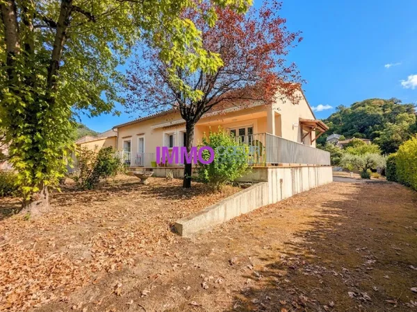 Maison avec dépendances 7 pièces 158 m²