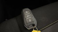 Citroen C3 1.2 PureTech 83ch S&S Shine — photo 16