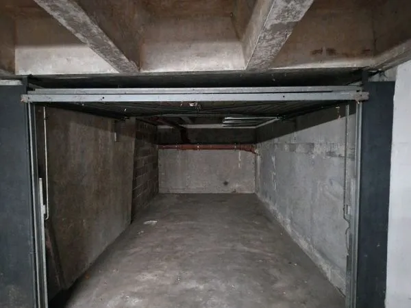 Garage fermé 15 m², Strasbourg Esplanade