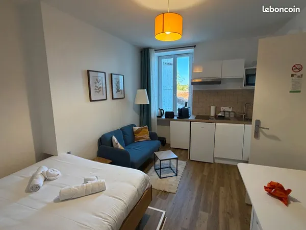 Studio rénové, climatisé et tout équipé
