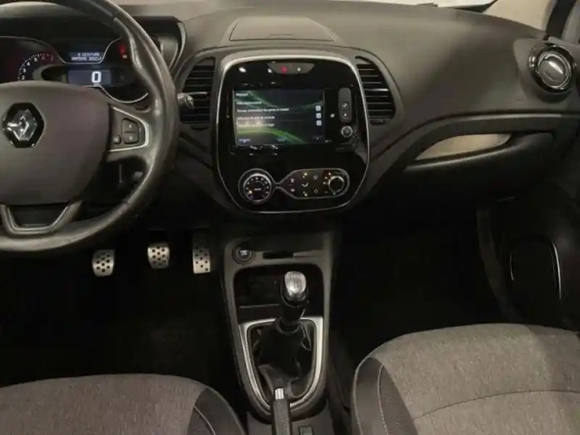 Renault Captur tce 150 fap intens — photo 10