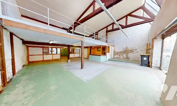 Local d'activités 324 m²