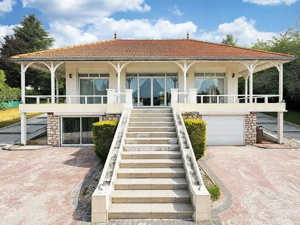 Maison 6 pièces 188 m²