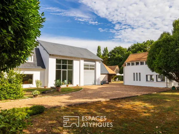 Maison d'architecte des années 50 avec atelier rénovée avec soin