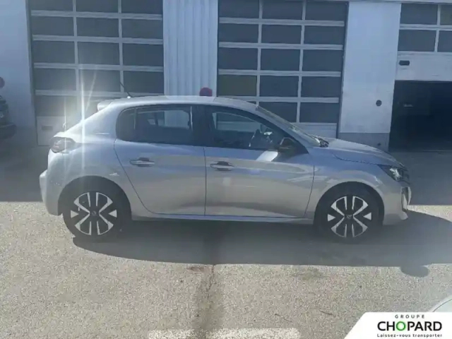 Peugeot 208 hybrid 110 ch e-dcs6 — photo 31