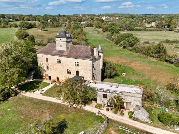 Château 11 pièces 412 m²
