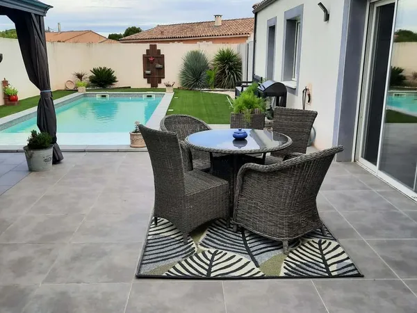 Villa plain pied 105m2 + T2 40m2 sur 650m2