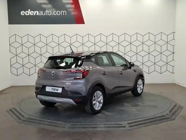 Renault Captur e-tech 145 - 21 — photo 5