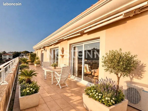 Appartement 4 pièces 143 m²