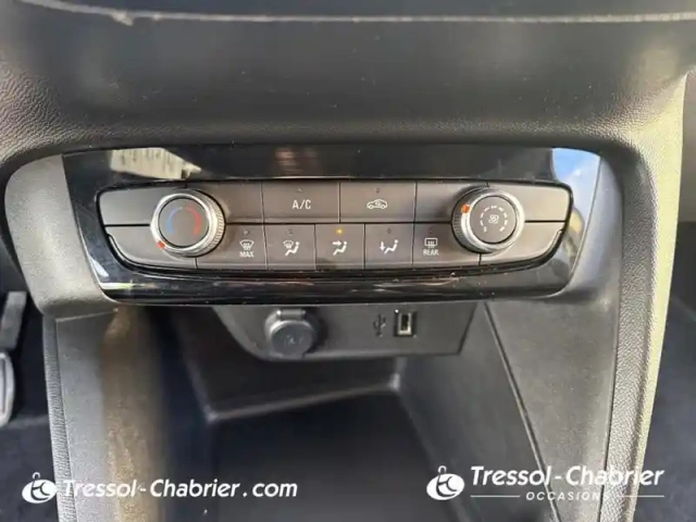 Opel Corsa 1.2 75 ch bvm5 edition — photo 13