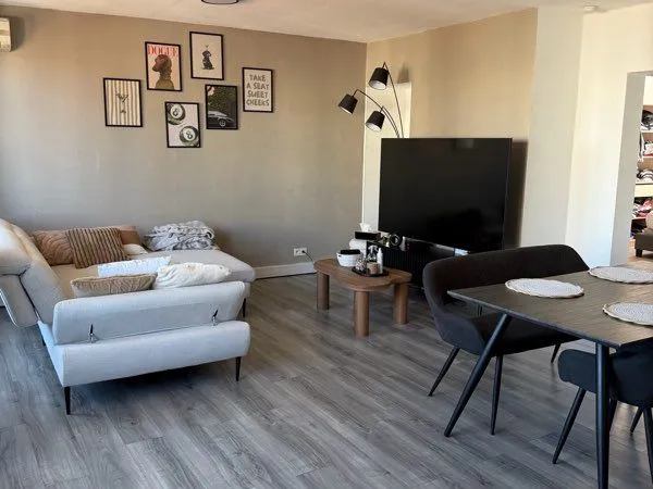 Appart T3 à vendre avec balcon
