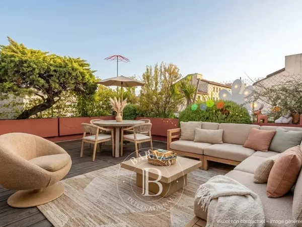 Lyon 6 - Foch - Appartement de 92 m² - 2 chambres - 1 Terrasse plein ciel - Garage