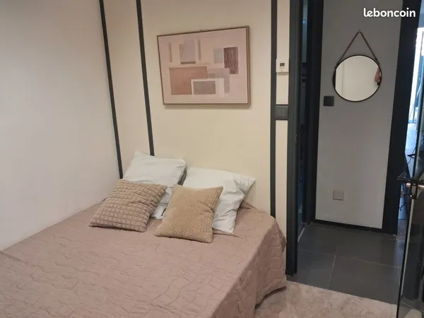 Chambre meublé en colocation