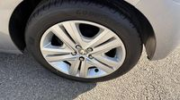 Peugeot 208 1.2 PureTech 82ch E6.2 Evap Signature 5p — photo 17