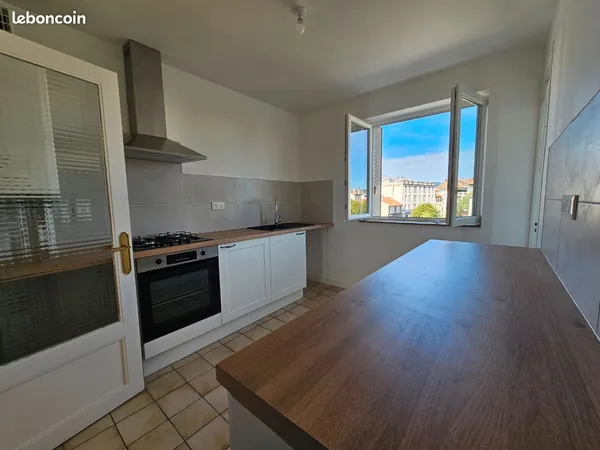 T3 leon blum 68m²