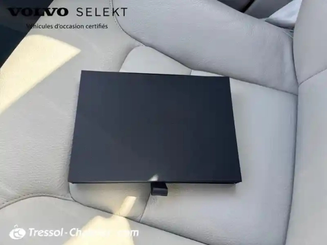 Volvo Xc60 b4 (diesel) 197 ch geartronic 8 momentum business — photo 16