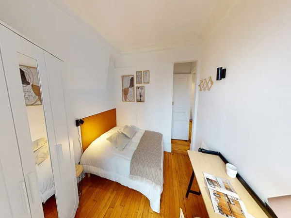 Chambre à Paris - Rue Des Cloys, Grandes Carrières