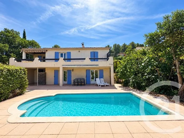 Maison 9 pièces 202 m²