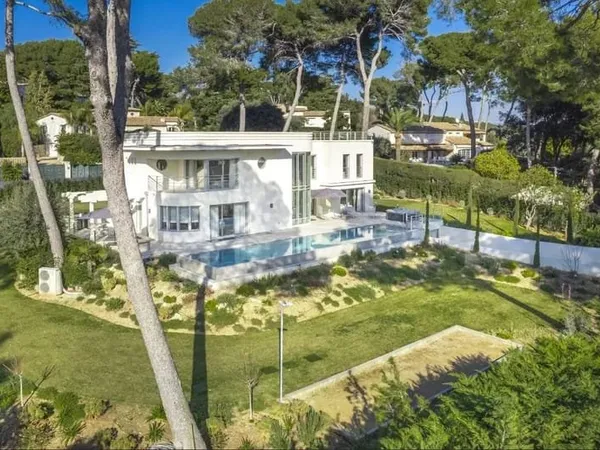 VILLA MODERNE NEUVE
